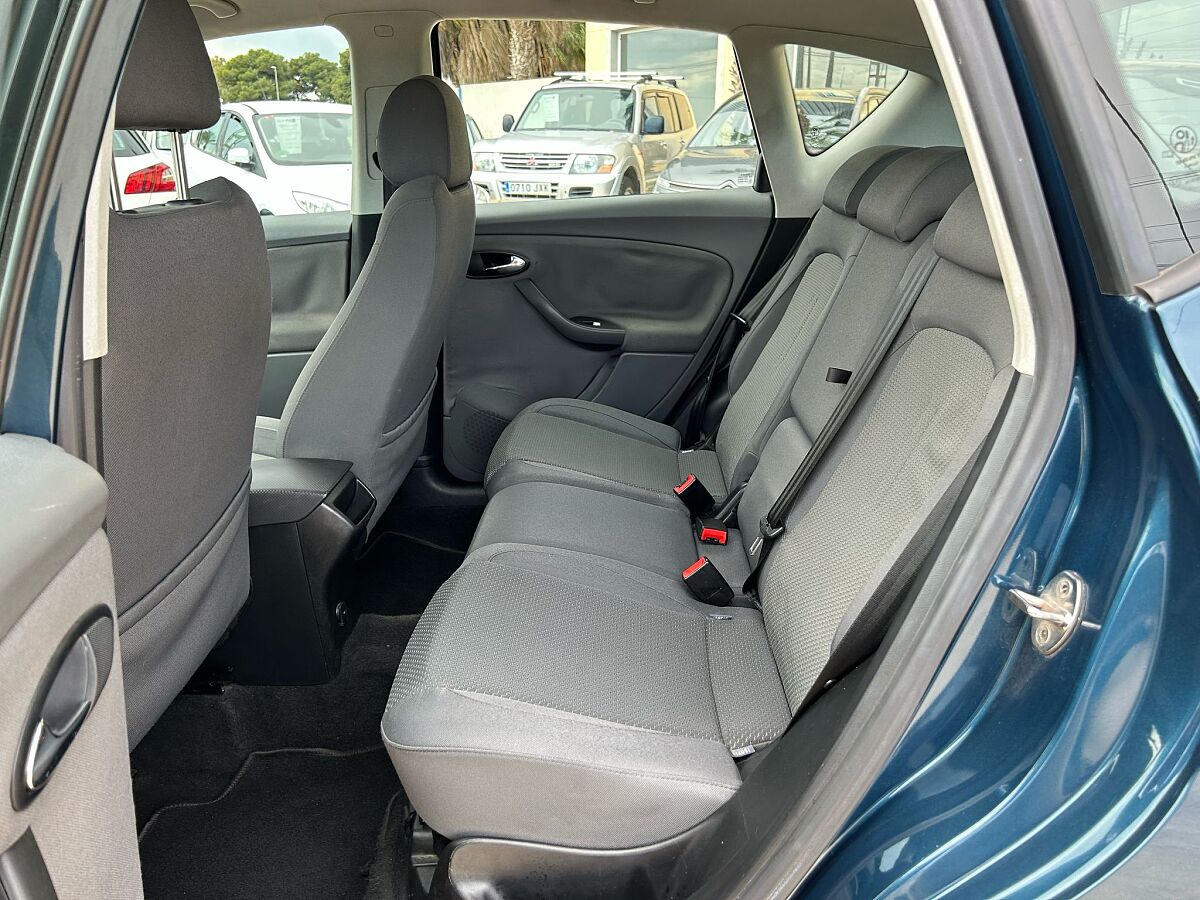 SEAT ALTEA STYLANCE 2.0 TDI AUTO SPANISH LHD IN SPAIN 59000 MILES SUPERB 2006